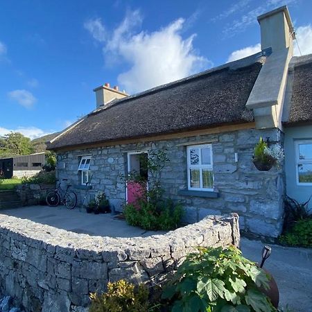 Oranuisce Thatch Cottage Ballyvaughan Eksteriør bilde